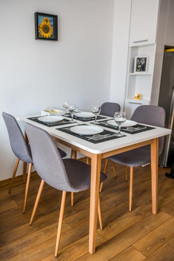 City View Apartment With 2 Bedrooms And Free Garage 블라고에프그라드 외부 사진