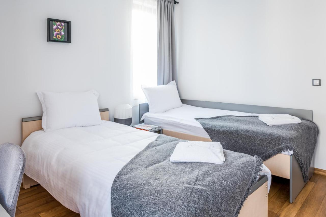 City View Apartment With 2 Bedrooms And Free Garage 블라고에프그라드 외부 사진